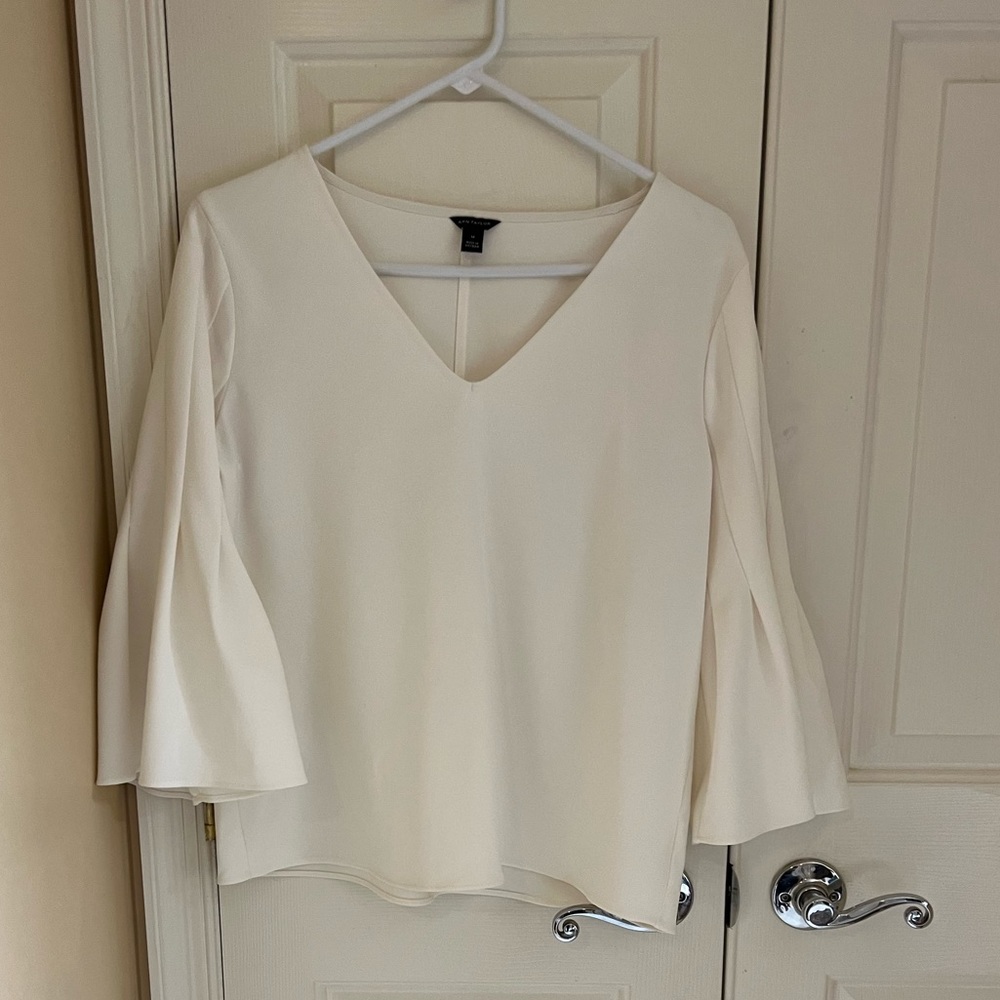 Ann Taylor Off white Blouse with 3/4 sleeves. - Picture 4 of 4